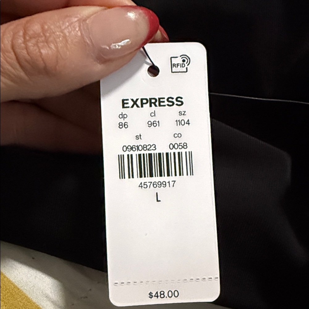 Express Elegant Black Apparel